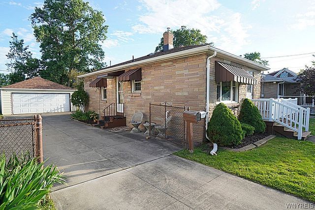 1185 Cleveland Drive, Cheektowaga, NY 14225