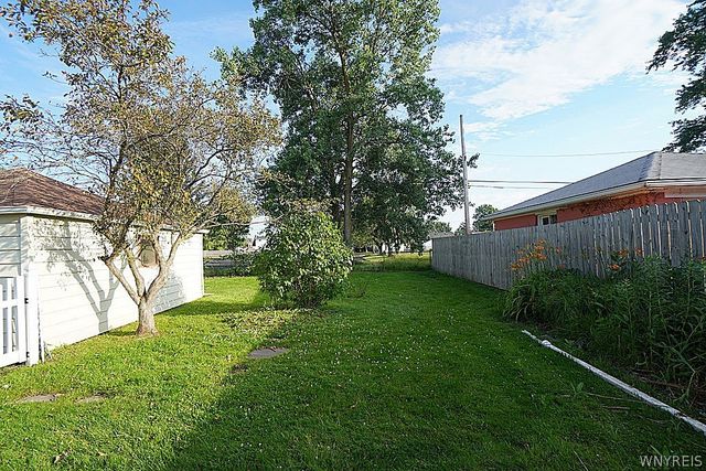 1185 Cleveland Drive, Cheektowaga, NY 14225