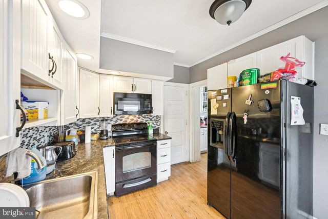 302 S FULTON ST, Allentown, PA 18102