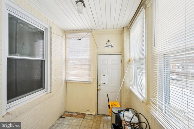 302 S FULTON ST, Allentown, PA 18102