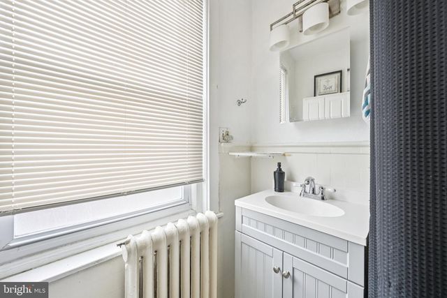 302 S FULTON ST, Allentown, PA 18102