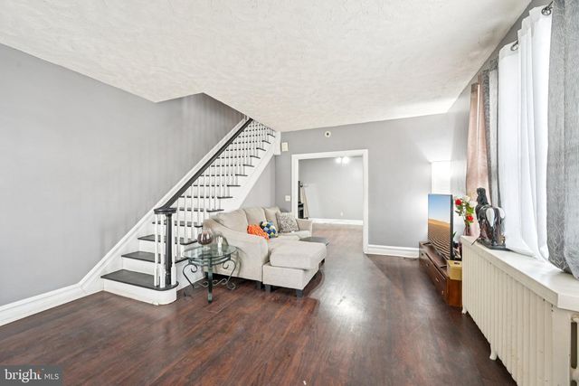 302 S FULTON ST, Allentown, PA 18102