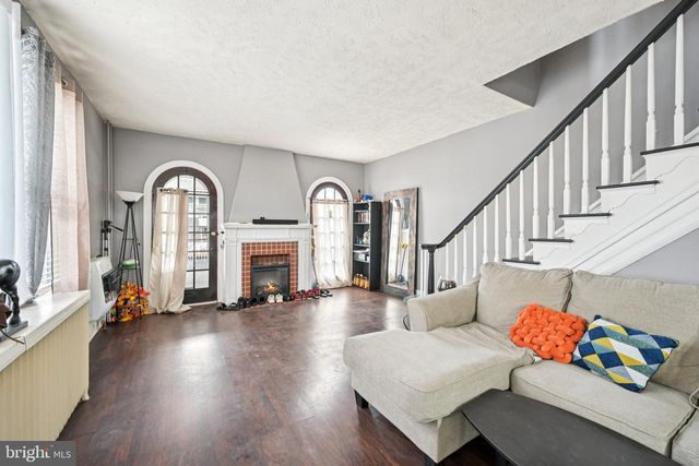 302 S FULTON ST, Allentown, PA 18102