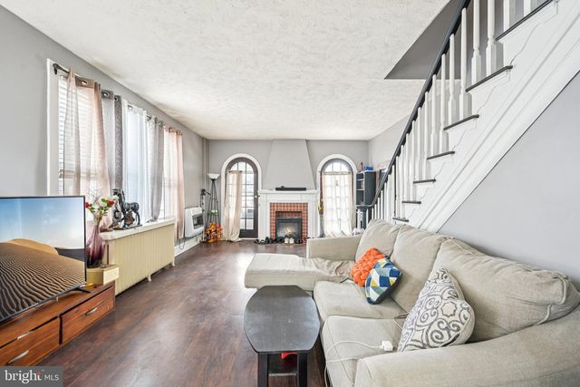 302 S FULTON ST, Allentown, PA 18102