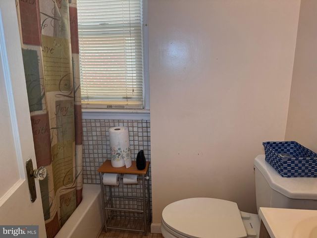 3229 12TH PL SE, Washington, DC 20032