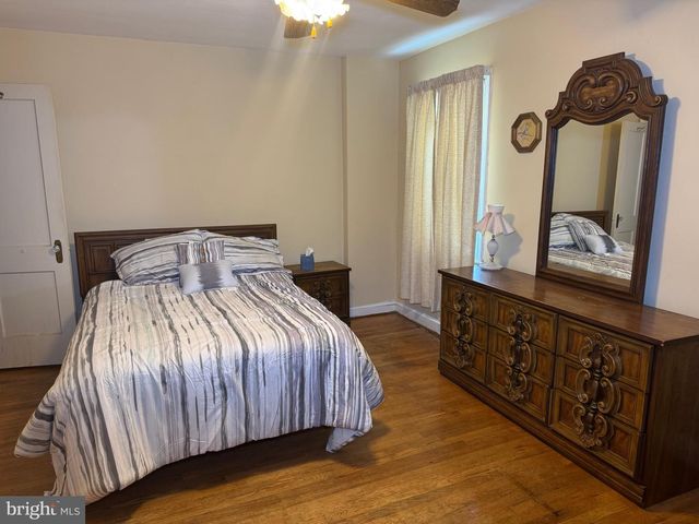 3229 12TH PL SE, Washington, DC 20032