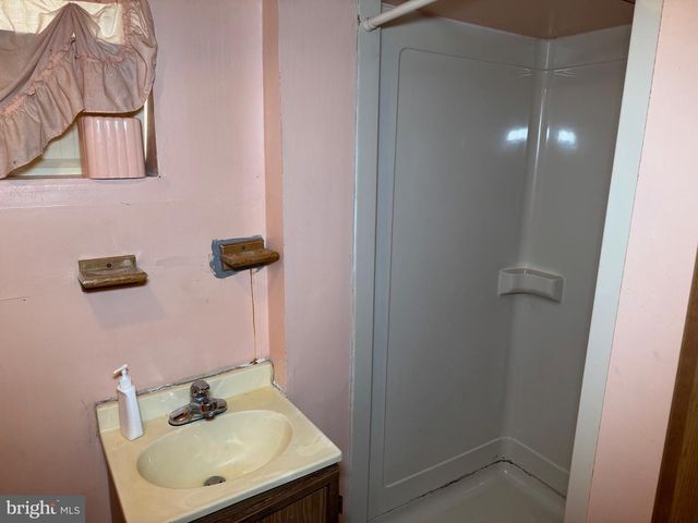 3229 12TH PL SE, Washington, DC 20032