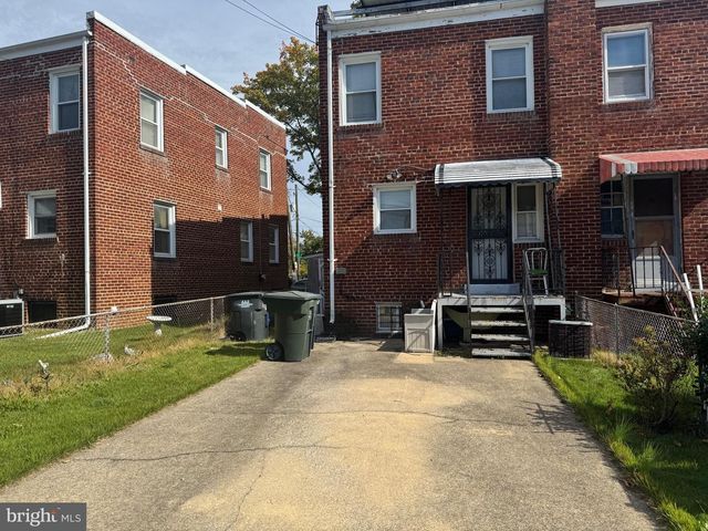 3229 12TH PL SE, Washington, DC 20032