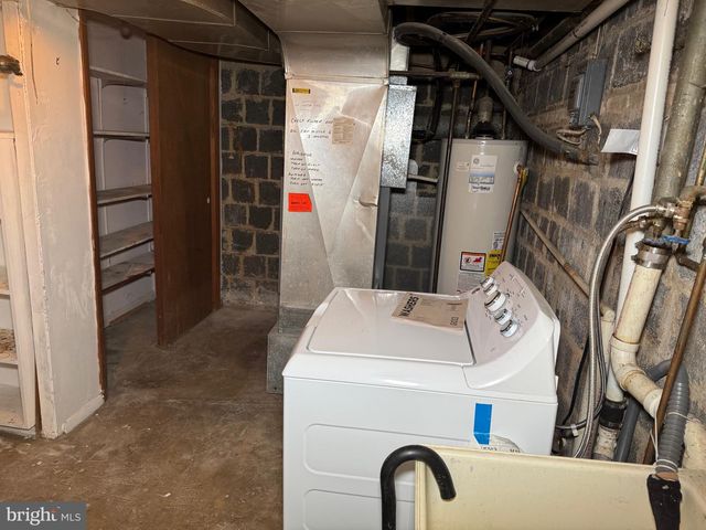 3229 12TH PL SE, Washington, DC 20032