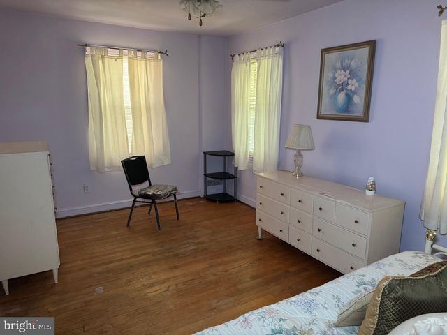 3229 12TH PL SE, Washington, DC 20032