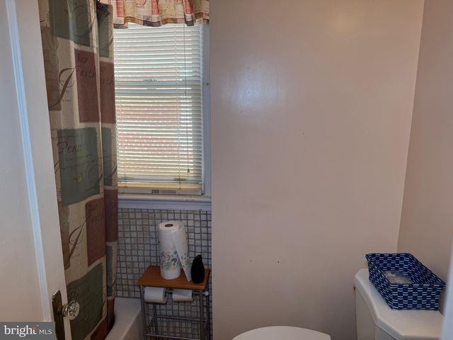 3229 12TH PL SE, Washington, DC 20032