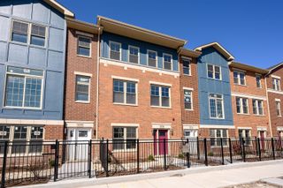 3233 S Stewart Avenue, Chicago, IL 60616