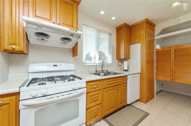 641 N Milford, Orange, CA 92867