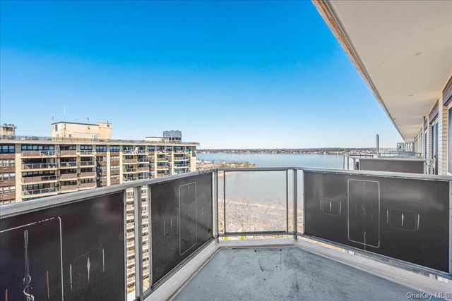 18-15 215th Street 17L, Bayside, NY 11360