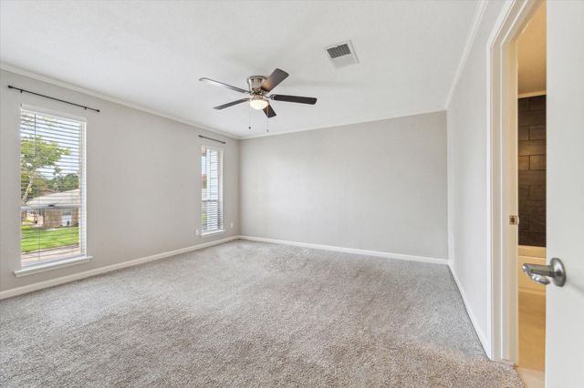 1428 Silverpines Road 428, Houston, TX 77062