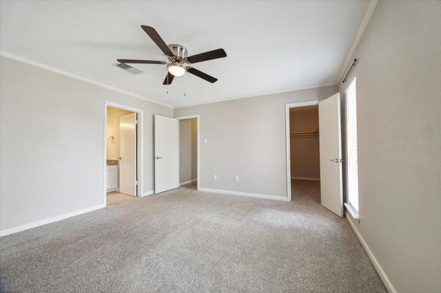 1428 Silverpines Road 428, Houston, TX 77062