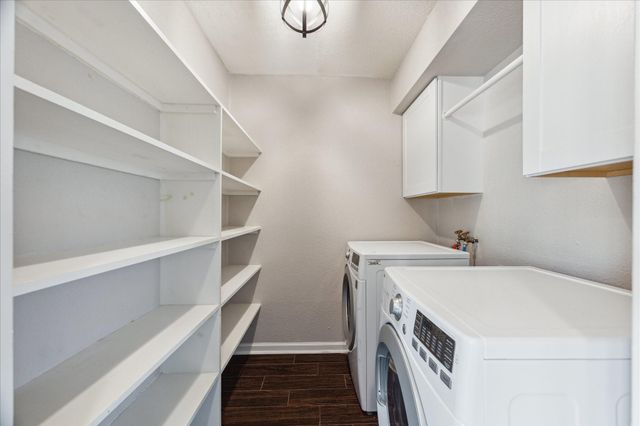 1428 Silverpines Road 428, Houston, TX 77062