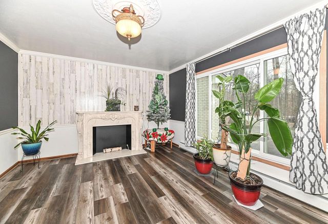 W267S7535 Olympia COURT N, Waukesha, WI 53189