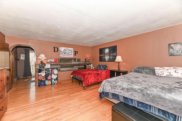 W267S7535 Olympia COURT N, Waukesha, WI 53189