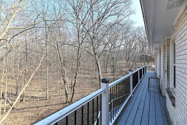 W267S7535 Olympia COURT N, Waukesha, WI 53189