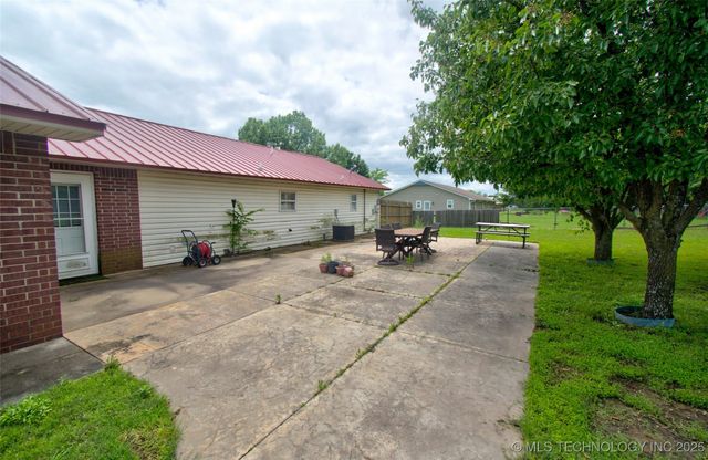 2430 S 31 Street E, Muskogee, OK 74403