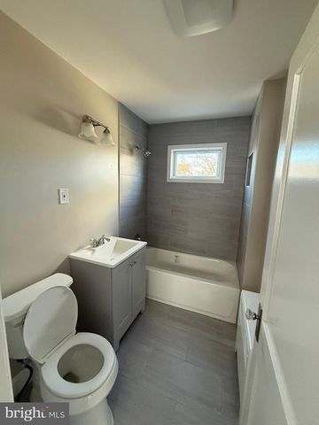 515 CENTENNIAL AVE, Trenton, NJ 08629