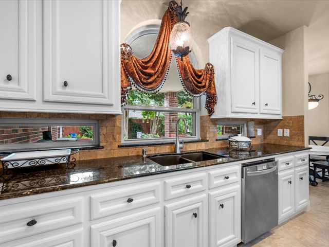 5830 Desert Oak Way, Spring, TX 77379