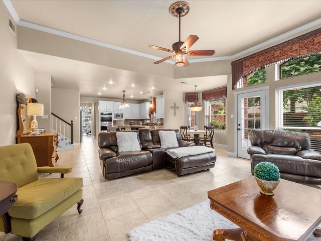 5830 Desert Oak Way, Spring, TX 77379