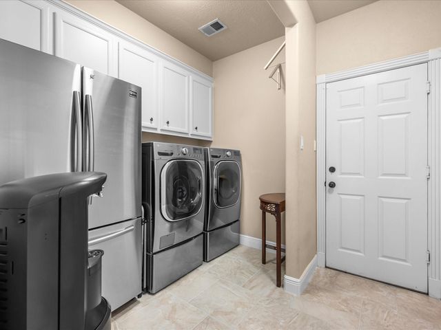5830 Desert Oak Way, Spring, TX 77379