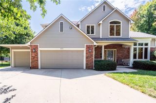 4201 Crofton Court, Lawrence, KS 66049