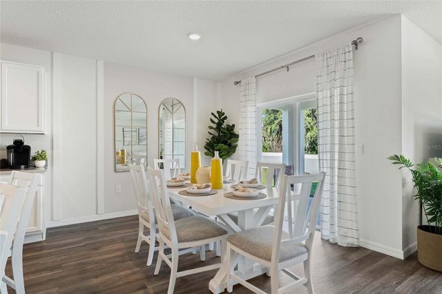 8553 CAPE FOX COVE, Lakeland, FL 33810