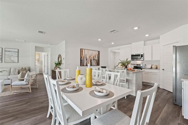 8553 CAPE FOX COVE, Lakeland, FL 33810