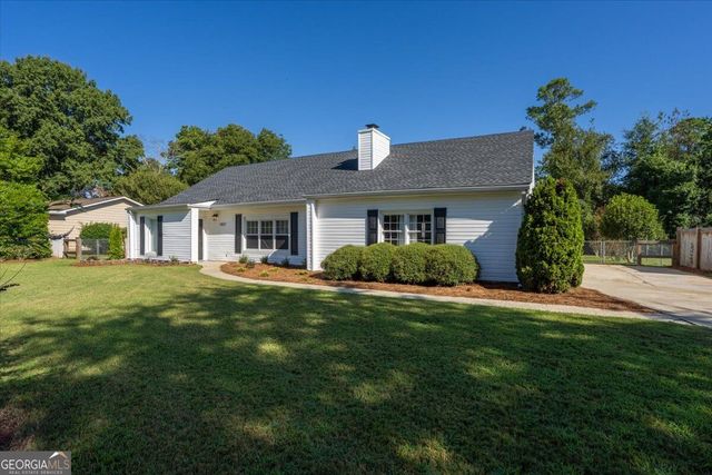 107 Ridge Circle N, Perry, GA 31069