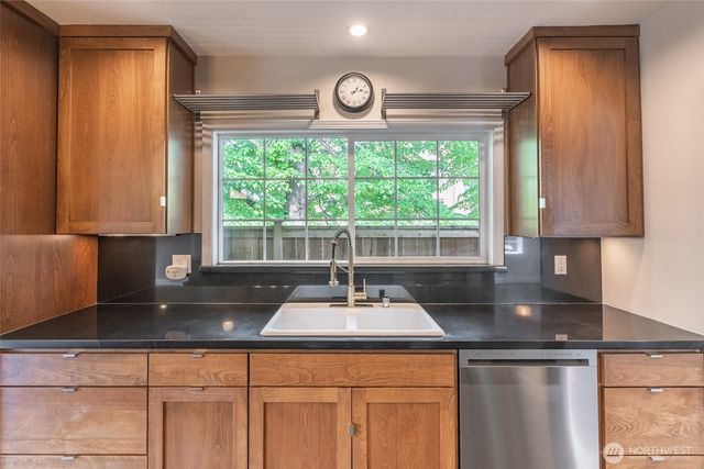 3304 23rd Avenue S, Seattle, WA 98144