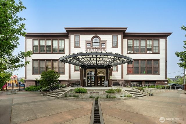 3304 23rd Avenue S, Seattle, WA 98144