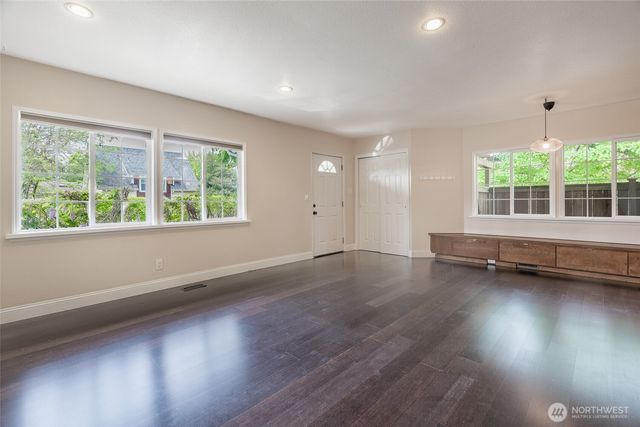 3304 23rd Avenue S, Seattle, WA 98144