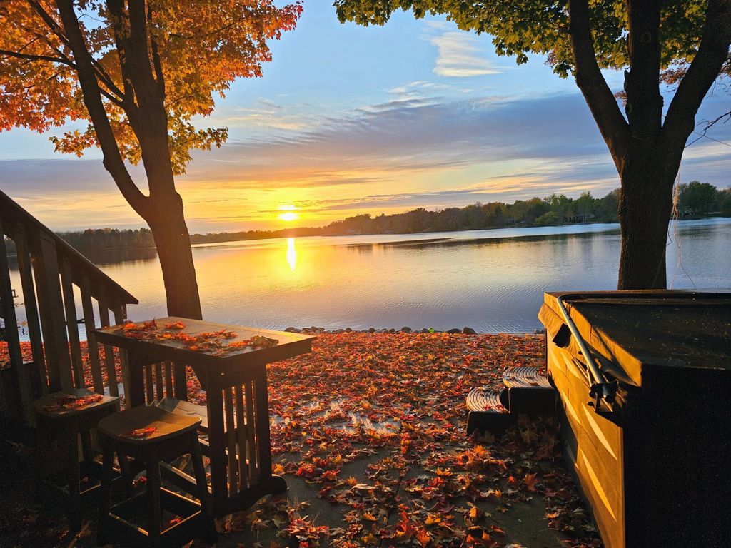 33190 Marmon Street NE, Cambridge Twp, MN 55008