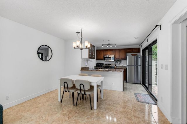 22380 Pineapple Walk Drive, Boca Raton, FL 33433