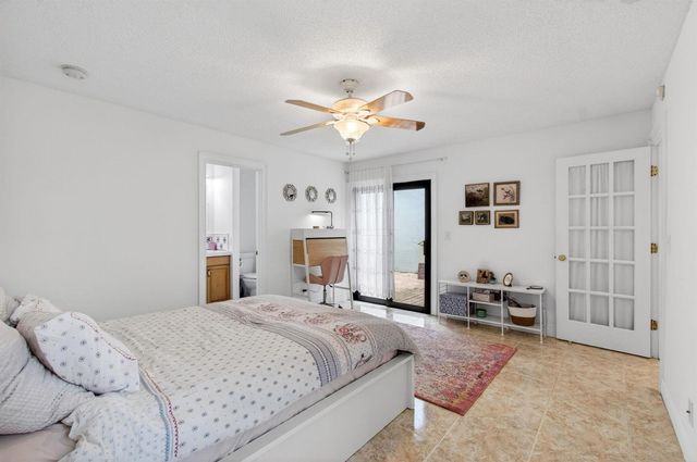 22380 Pineapple Walk Drive, Boca Raton, FL 33433