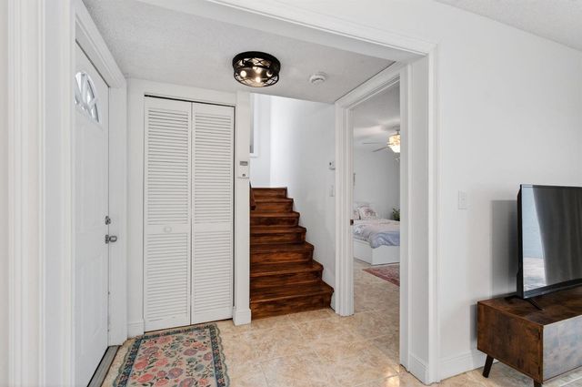 22380 Pineapple Walk Drive, Boca Raton, FL 33433