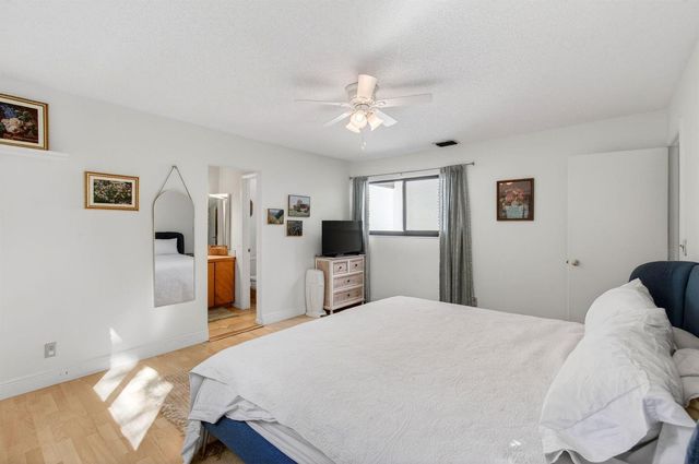 22380 Pineapple Walk Drive, Boca Raton, FL 33433