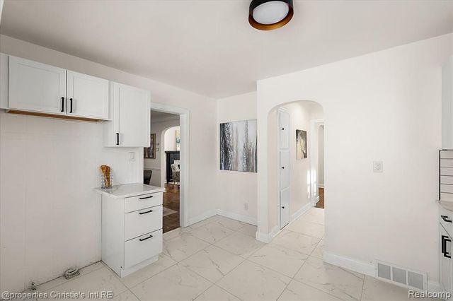 14635 Penrod Street, Detroit, MI 48223