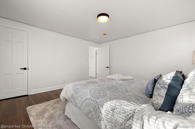 14635 Penrod Street, Detroit, MI 48223