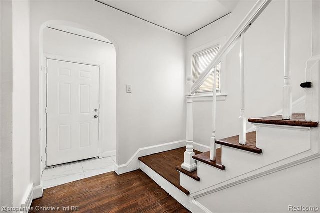 14635 Penrod Street, Detroit, MI 48223