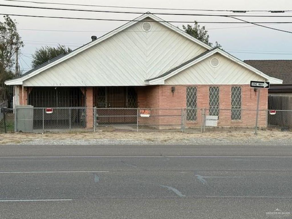 1606 N Grant Street, Roma, TX 78584