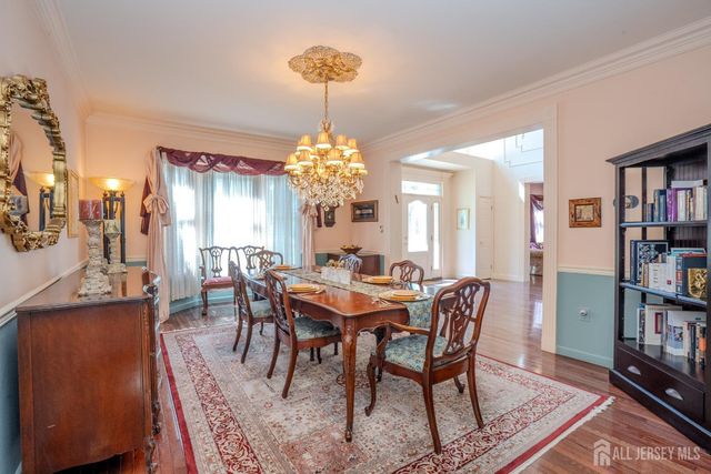 8 Marian Drive, West Windsor, NJ 08550