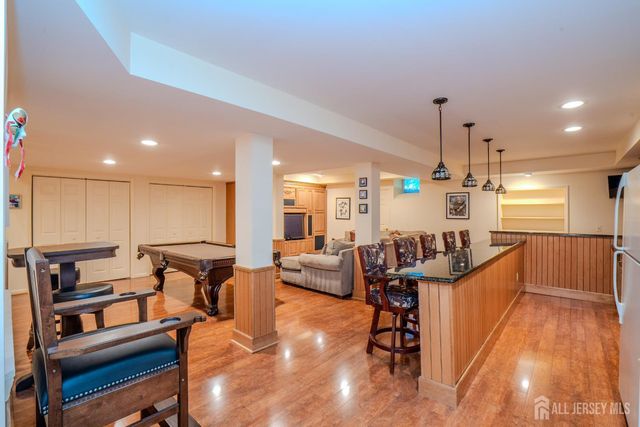 8 Marian Drive, West Windsor, NJ 08550