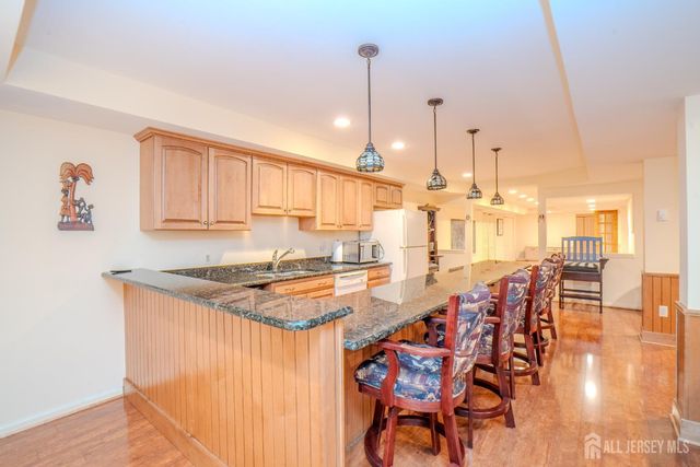 8 Marian Drive, West Windsor, NJ 08550