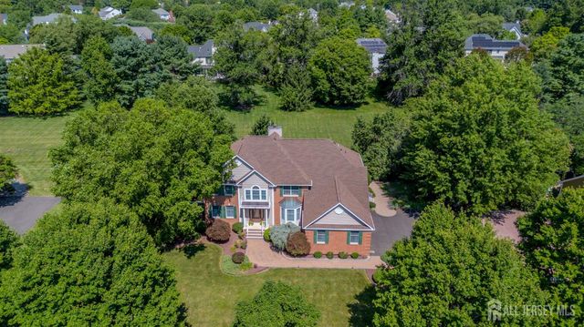8 Marian Drive, West Windsor, NJ 08550
