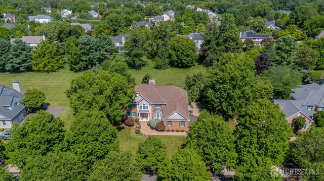 8 Marian Drive, West Windsor, NJ 08550
